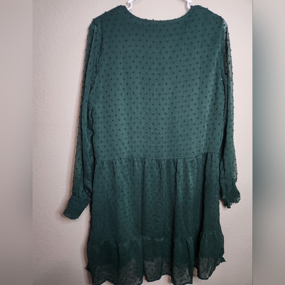 Green Flowy Dot Long Sleeve Dress Size Large - Picture 5 of 7